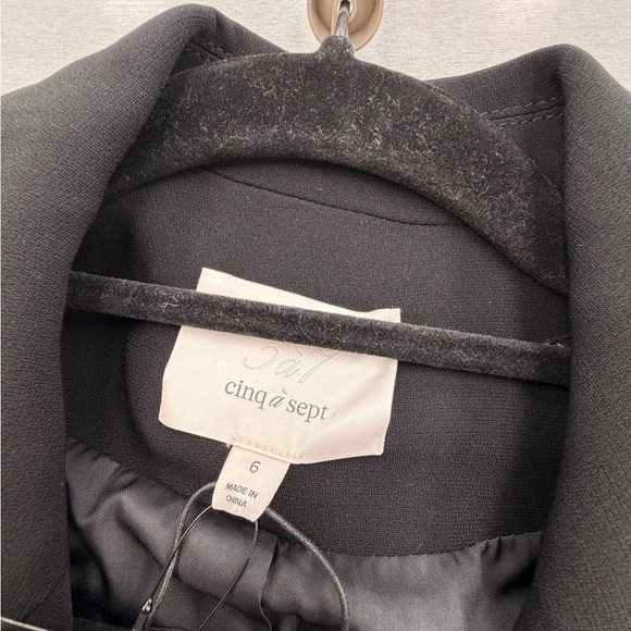 Cinq à Sept Black Blazer with White Lace Trim - Picture 6 of 9